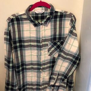 Old Navy White/Blue plaid button down shirt